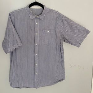 Under Armour Sportstyle Button Down shirt